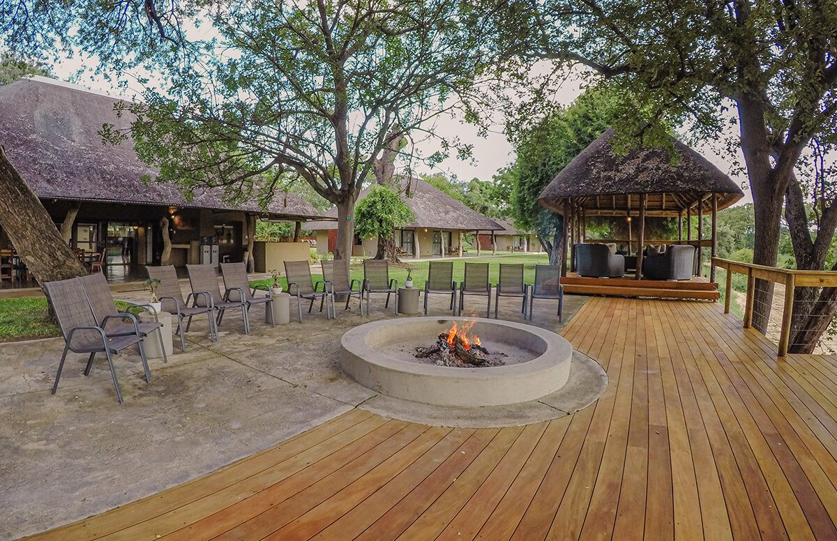 Senlala - Lodge Front